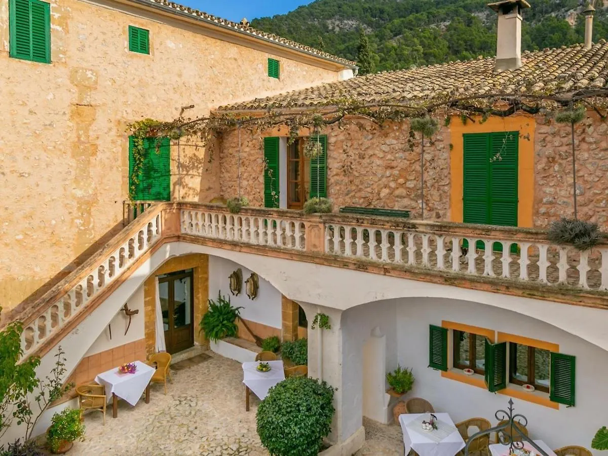 Historical House In Mallorca Up To 8 Guests Andratx Casa vacanze