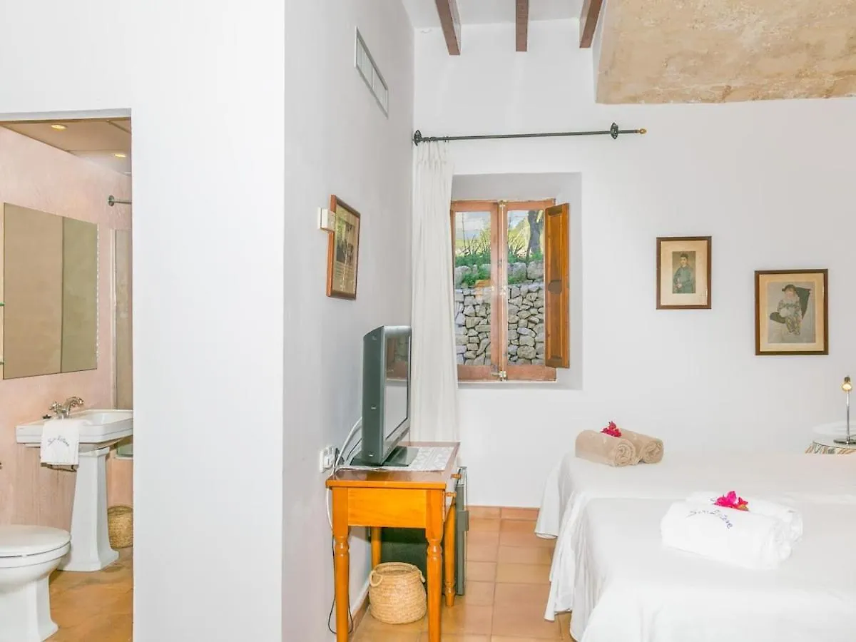 Historical House In Mallorca Up To 8 Guests Andratx Hiszpania