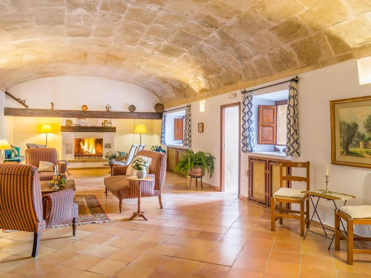 Dom wakacyjny Historical House In Mallorca Up To 8 Guests Andratx Hiszpania